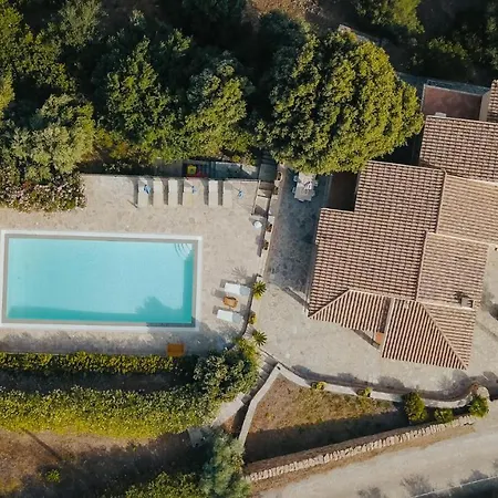 Alba Sul Mare ブドーニ